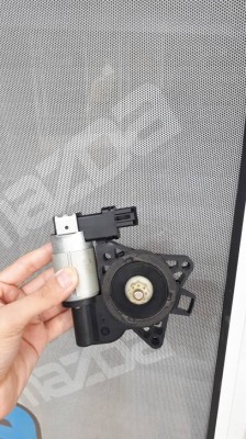 دستگاه شیشه بالابر مزدا 3 فروش دستگاه شیشه بالابر مزدا 3 در فروشگاه مزدا شاپ